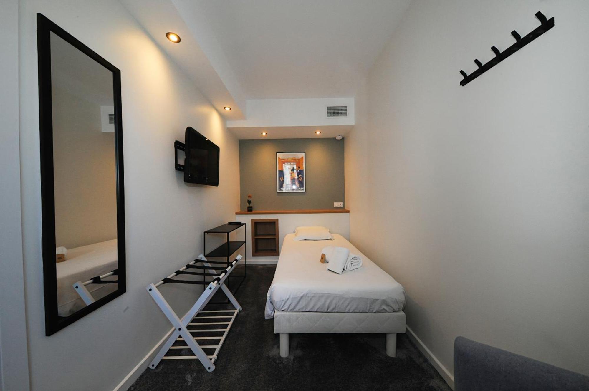 Hotel & Restaurant Le Patio Виши Екстериор снимка