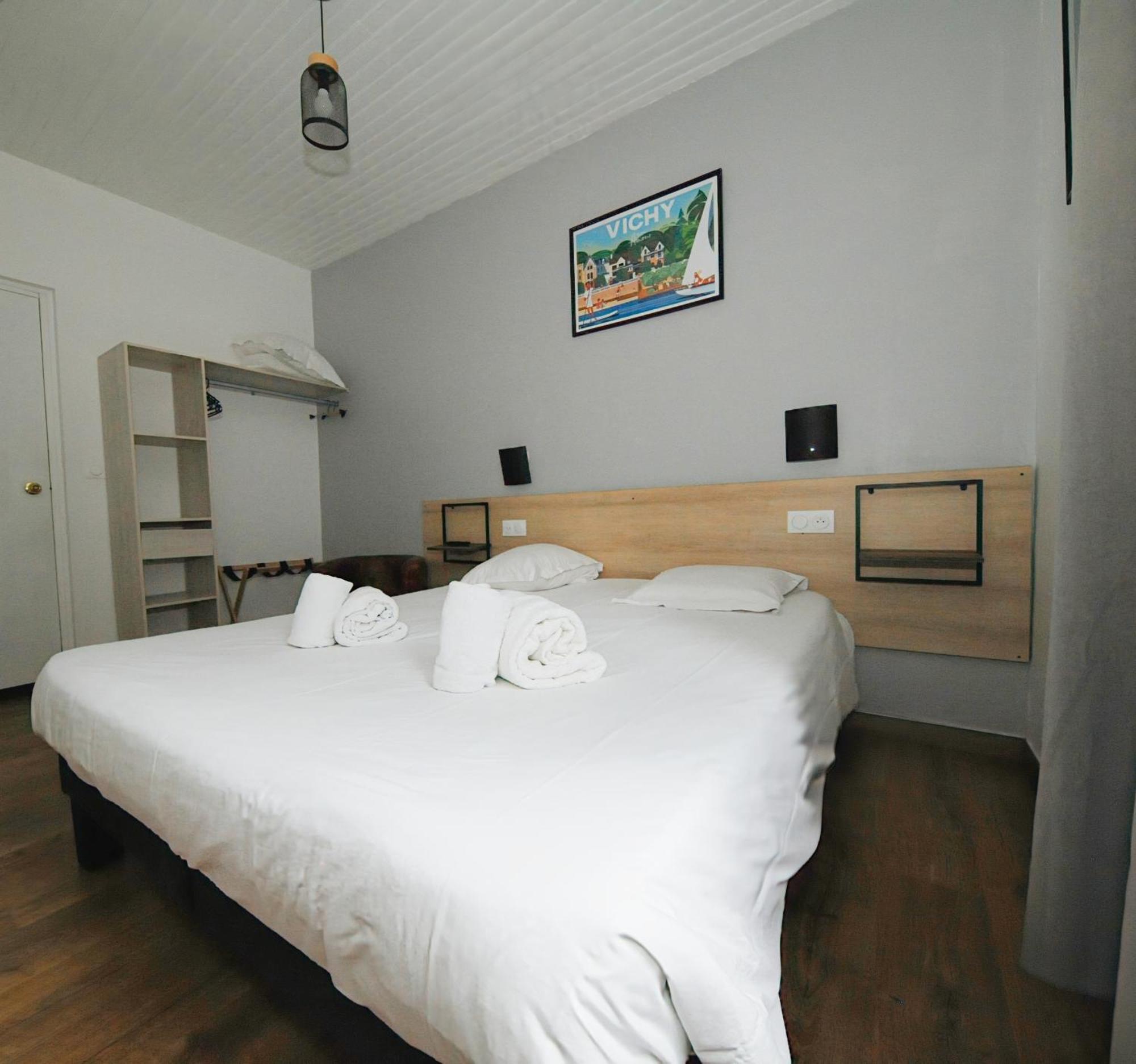 Hotel & Restaurant Le Patio Виши Екстериор снимка
