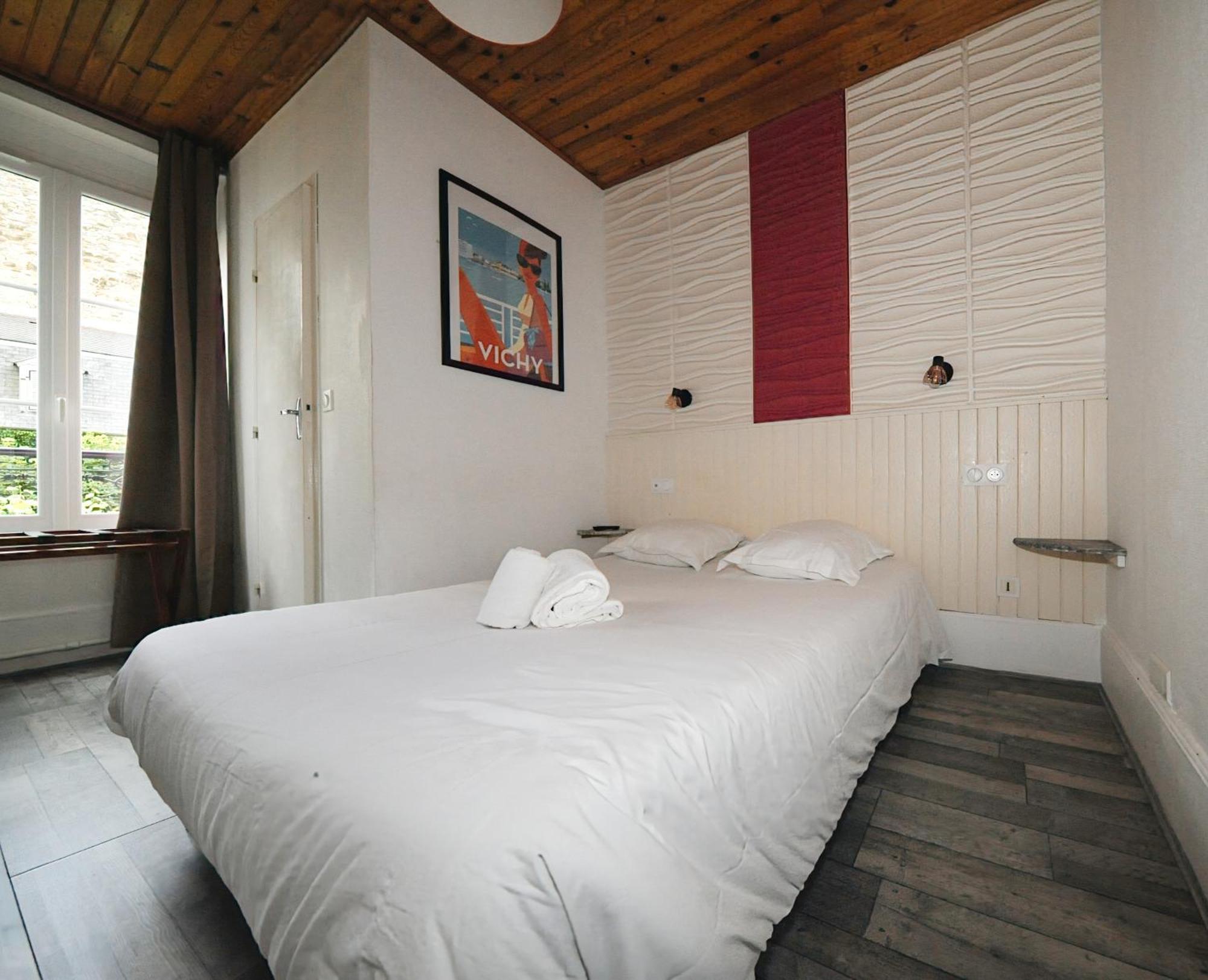 Hotel & Restaurant Le Patio Виши Екстериор снимка